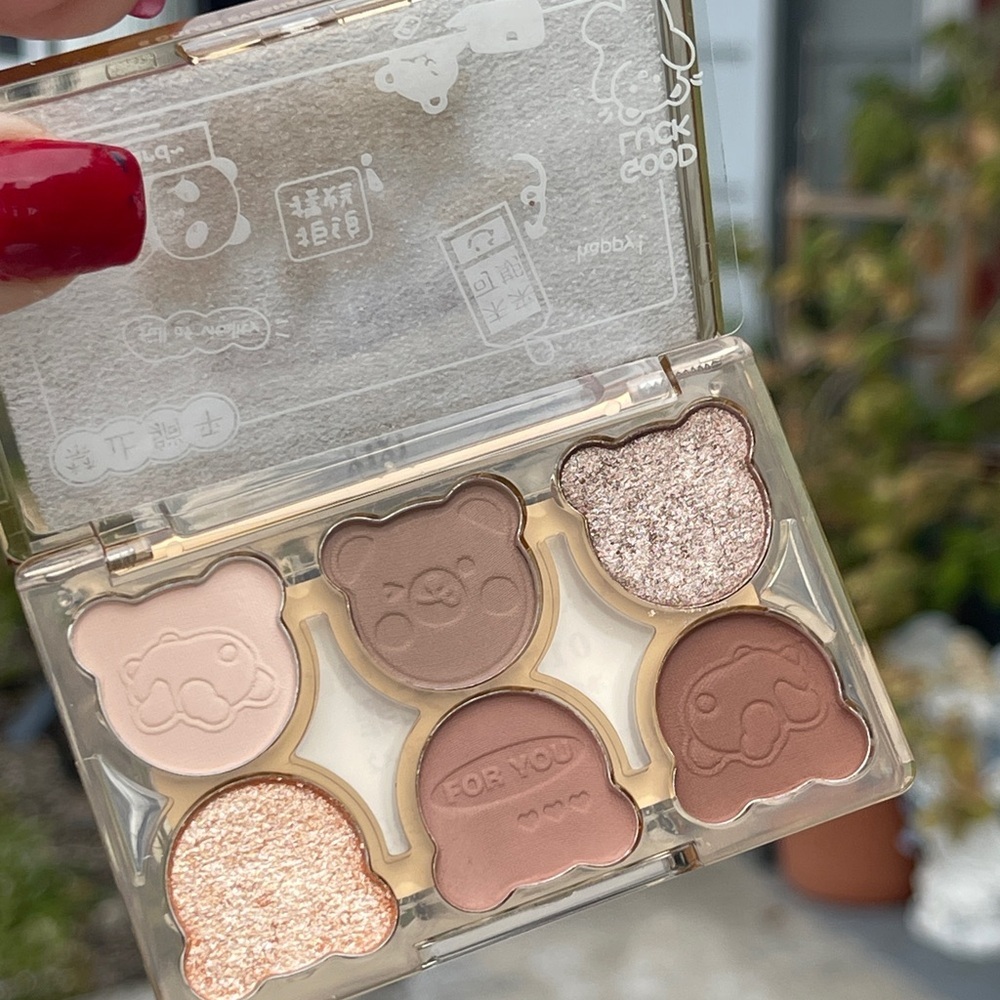 BEAR Design 6 Color Eyeshadow Palette - Picture 9 of 10